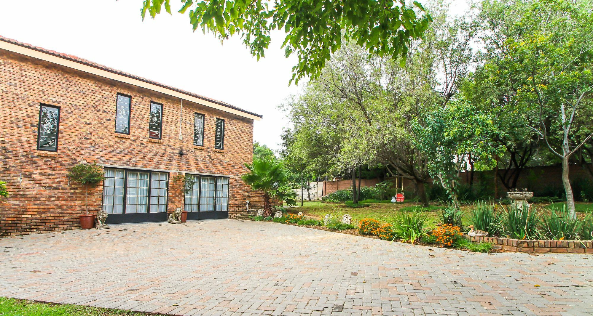 מלון סנטוריון The Bedford Manor מראה חיצוני תמונה